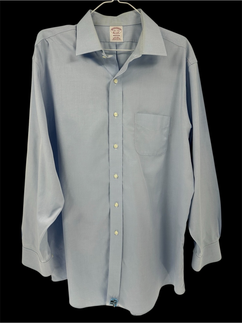 Brooks Brothers Madison Light Blue Men's Dress Shirt - Spread Collar 16.5-33